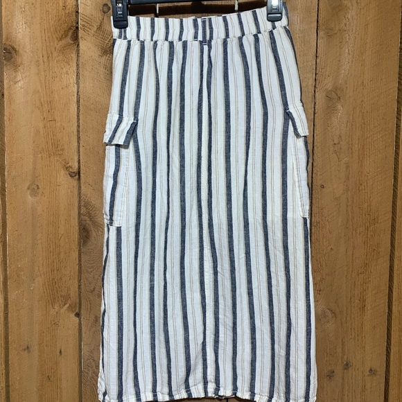 Striped Button-Down Skirt Women’s Love Tree Size Small - Picture 3 of 8